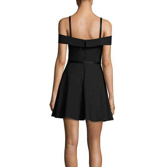 NWT Cinq a Sept Larissa Black Mini Dress size 00 - Picture 2 of 9